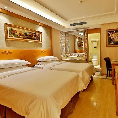 Vienna Hotel Wuhan International Convention And Exhibition Centre Esterno foto