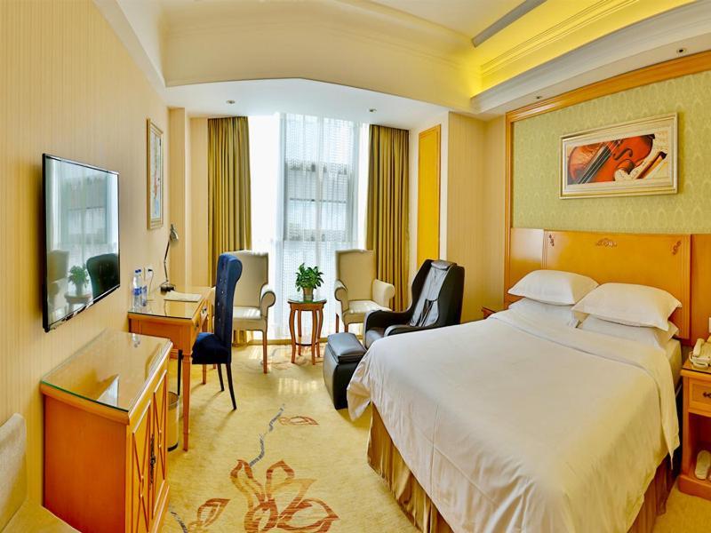 Vienna Hotel Wuhan International Convention And Exhibition Centre Esterno foto